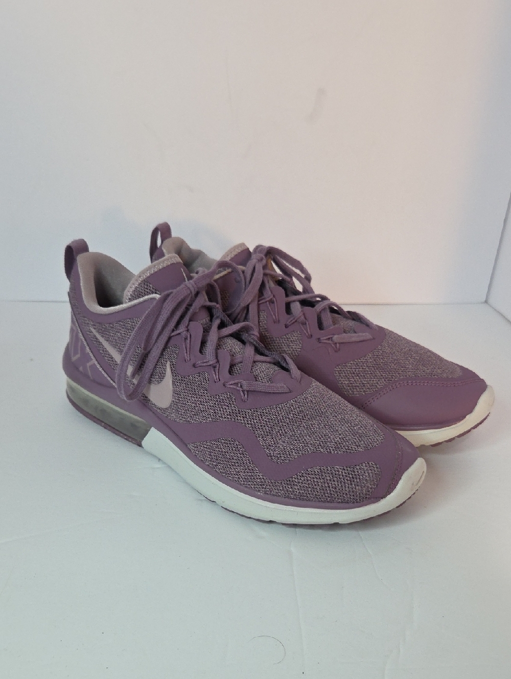 Nike Womens Air Max Fury 'Violet Dust' Size 9.5 "Like New"